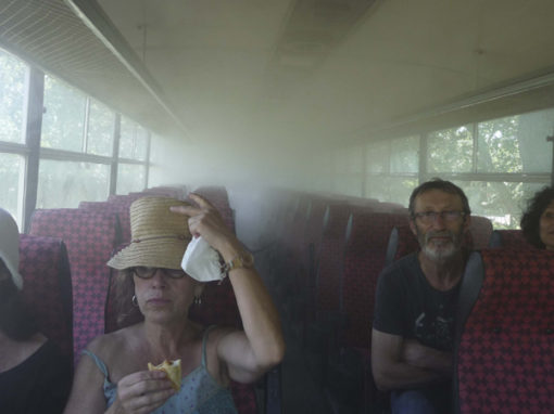 Collectif DING, « Clouds Bus »