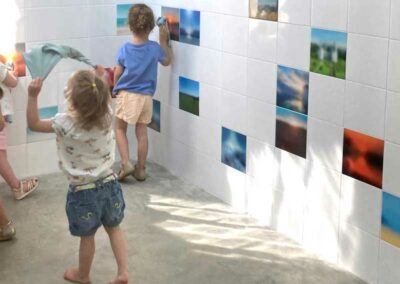 Des médiations de l’exposition « 18 h 00 – Anatomie de situations invisibles », Élisa Haberer