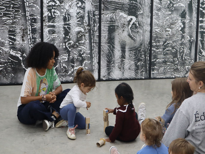 Des médiations de l&rsquo;exposition « Sur le fait, par erreur et au hasard » de Nicolas Daubanes